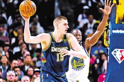 也展現了他 也展現了他