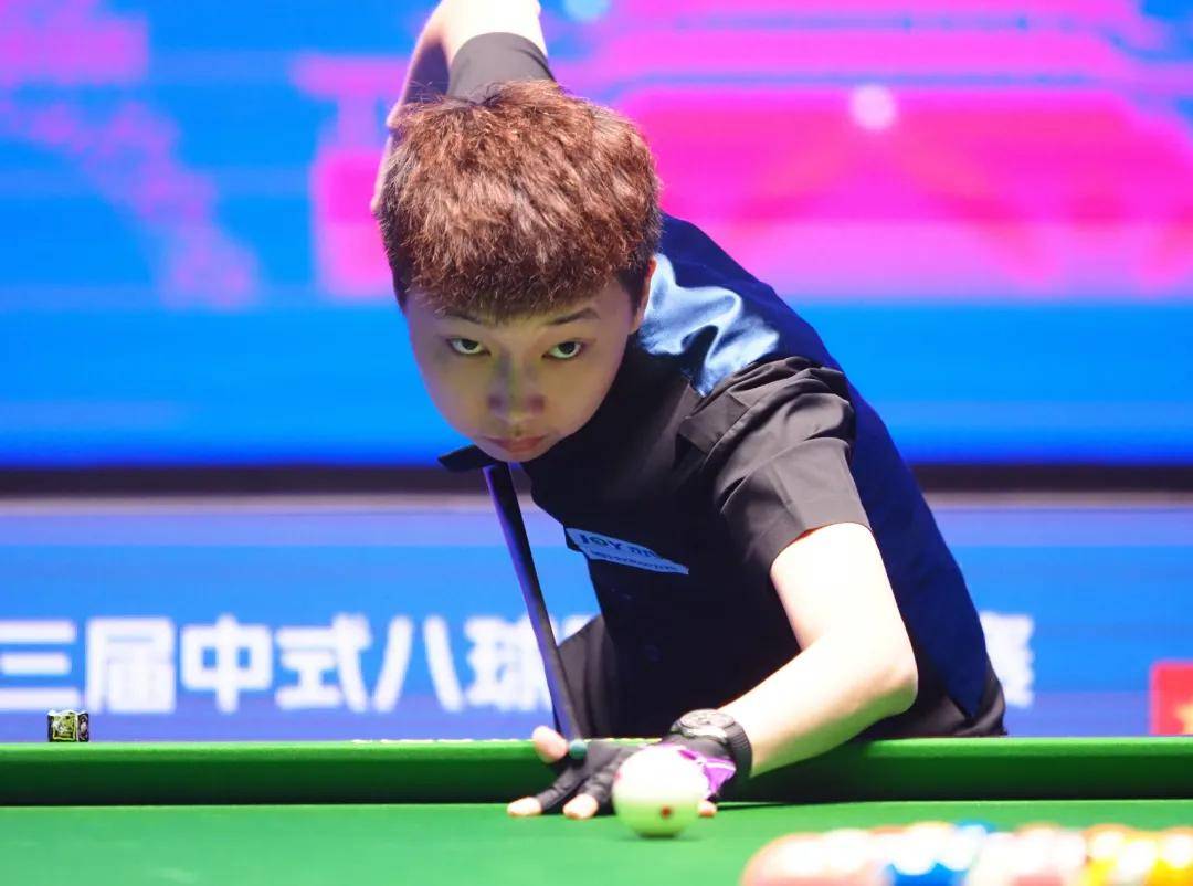 利特尔的职 利特尔的职