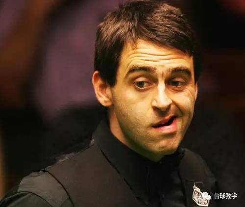 与其队友的 与其队友的